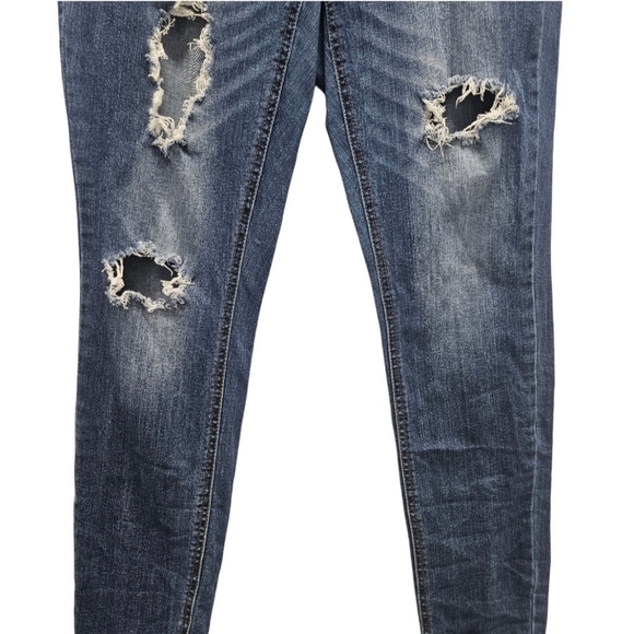 Refuge Distressed Skinny Jeans Medium Dark Wash Size 8 Blue Denim Ripped - Picture 4 of 15